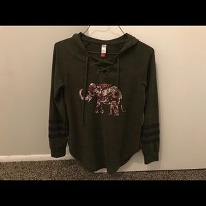 ❌⭕️❌⭕️olive green elephant hoodie.